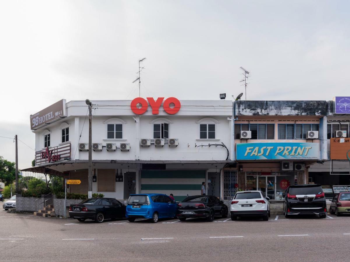 Oyo 44026 98 Hotel Johor Bahru Zewnętrze zdjęcie